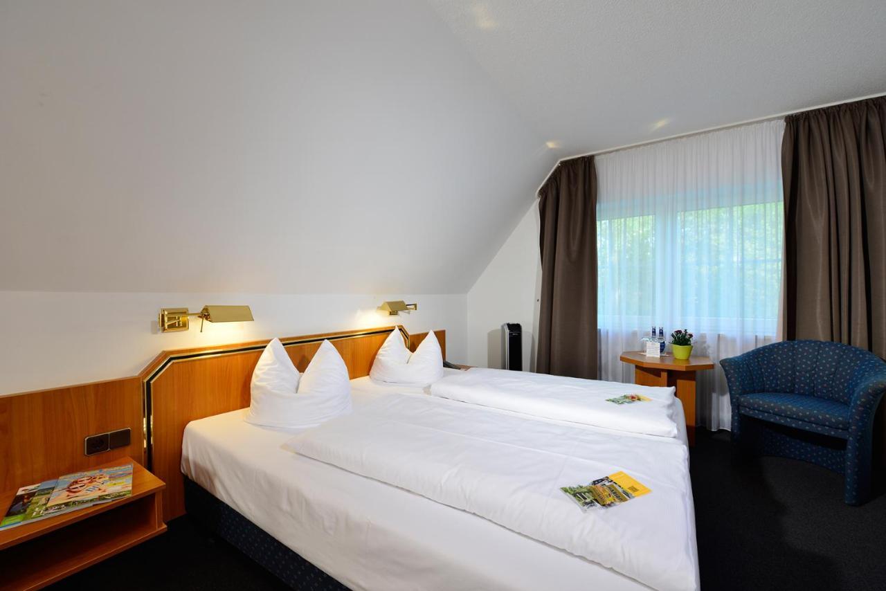 Hotel Sonnenhof ไพลน์เฟลด์ ภายนอก รูปภาพ