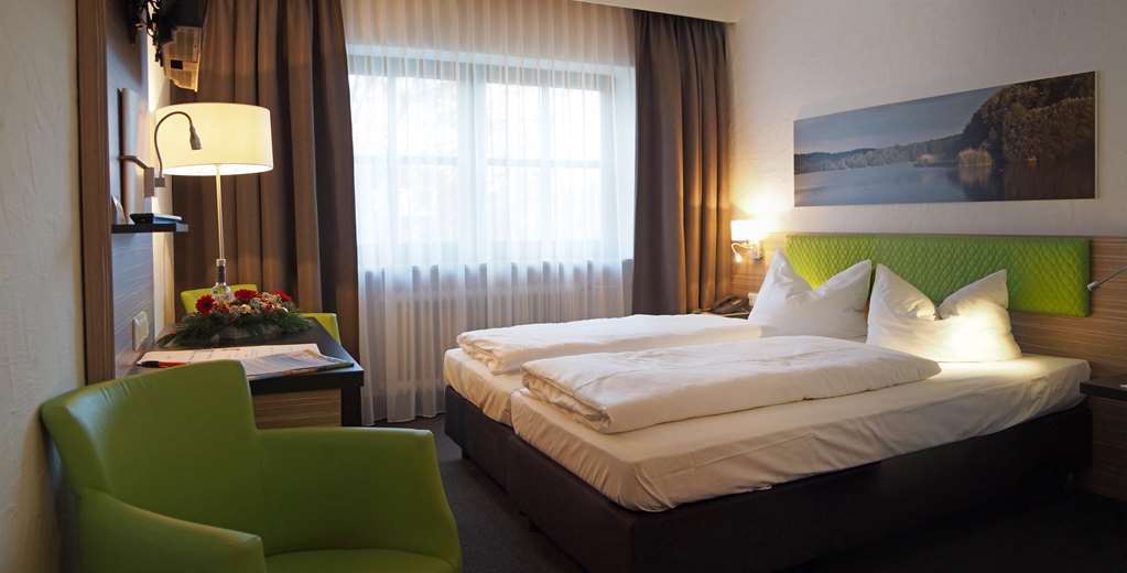 Hotel Sonnenhof ไพลน์เฟลด์ ห้อง รูปภาพ