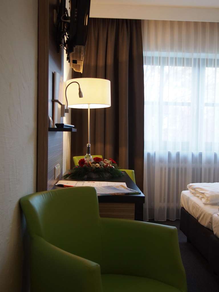 Hotel Sonnenhof ไพลน์เฟลด์ ภายนอก รูปภาพ