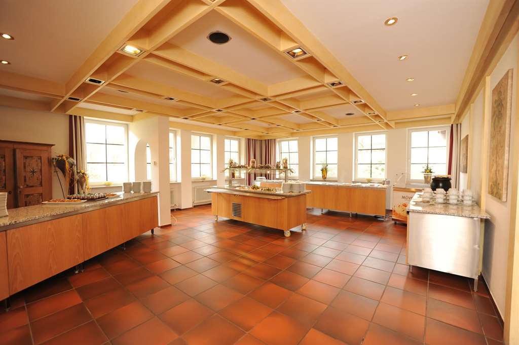 Hotel Sonnenhof ไพลน์เฟลด์ ร้านอาหาร รูปภาพ